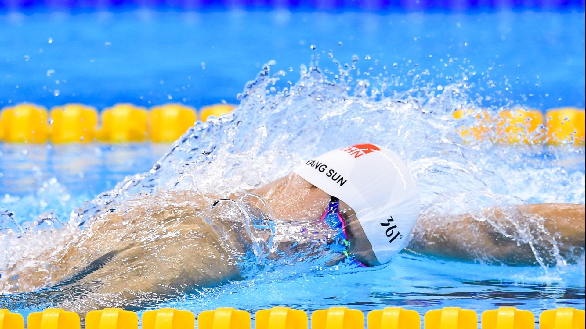 “胡利安·门德斯:阿根廷美洲狮队的新希望,未来依赖他的进攻”