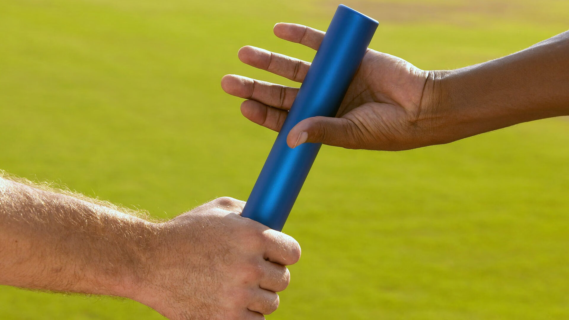 爱游戏体育APP下载-中国足球联赛俱乐部基础设施建设加速推进，中国足球俱乐部制度