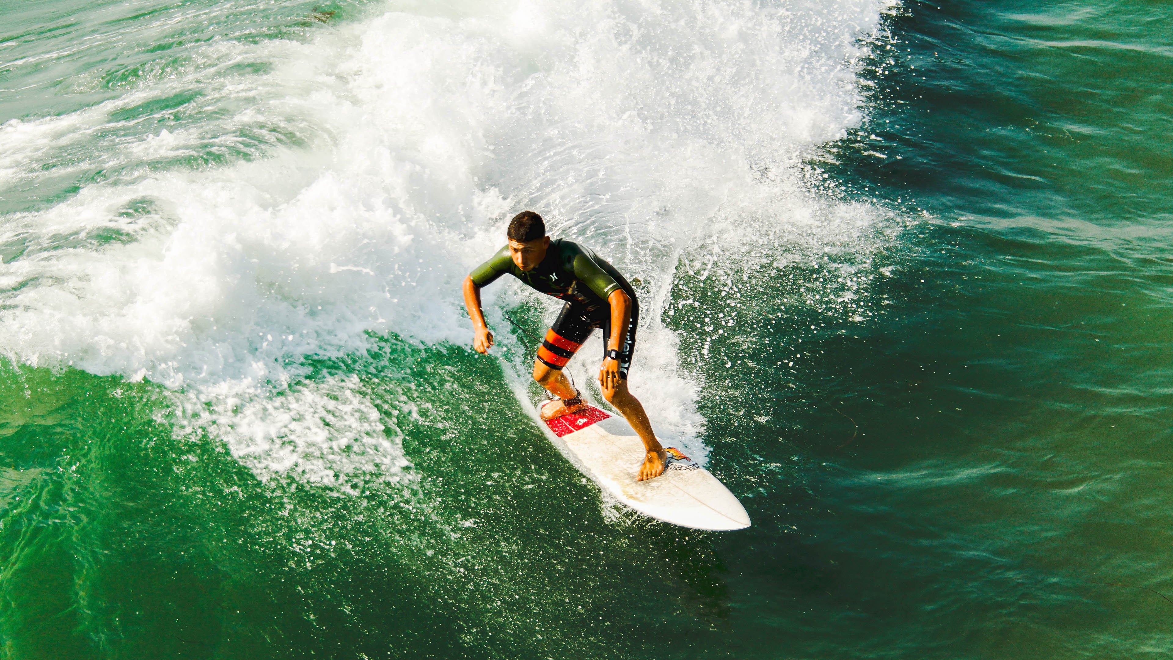 中学生篮球选拔赛推行录像审评机制提高晋级评定公正性，中学生篮球锦标赛